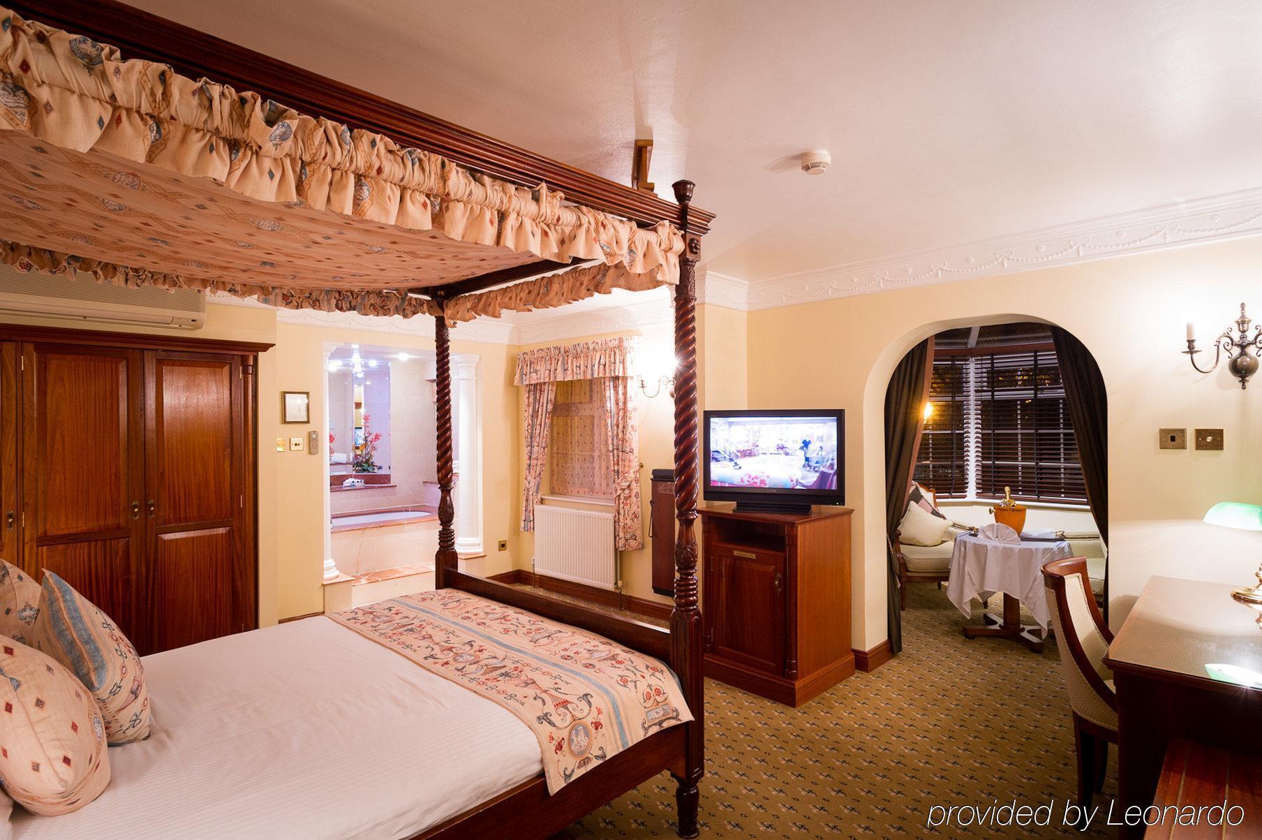 The Royal Chace Hotel Enfield Bilik gambar