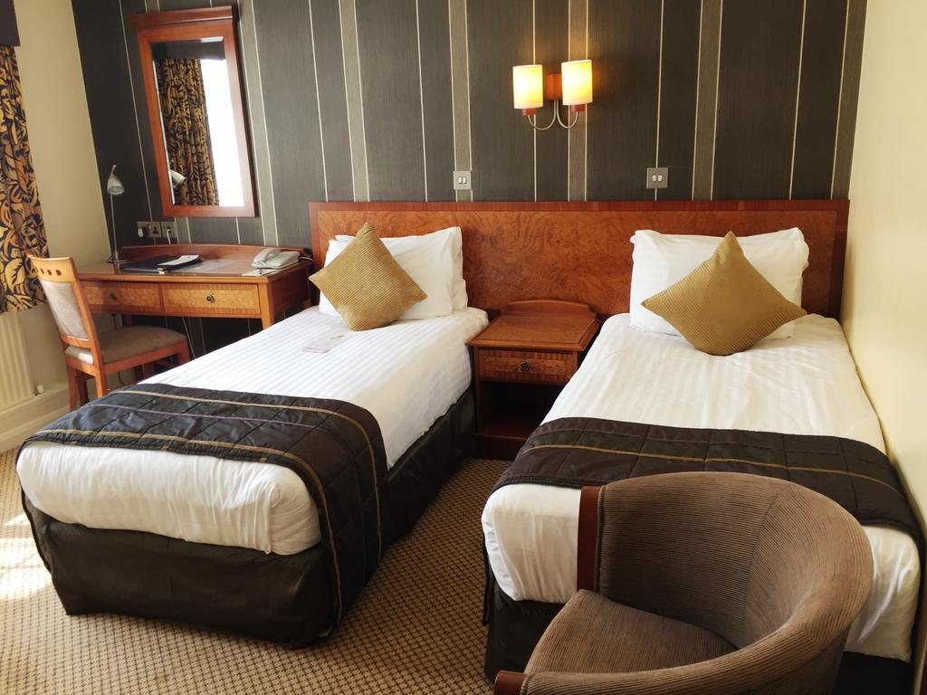 The Royal Chace Hotel Enfield Luaran gambar