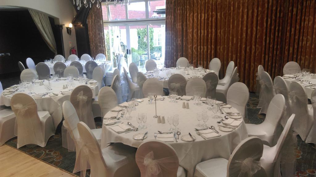 The Royal Chace Hotel Enfield Luaran gambar